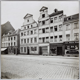 Düsseldorf, Ratinger Straße 30, 32 und 34