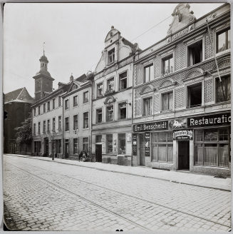 Düsseldorf, Ratinger Straße 4, 6, 8