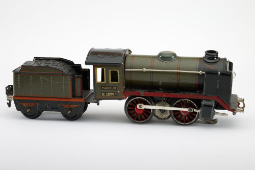 Gebr. Märklin & Cie. GmbH (Hersteller*in), Lok mit Tender, 1933-1940