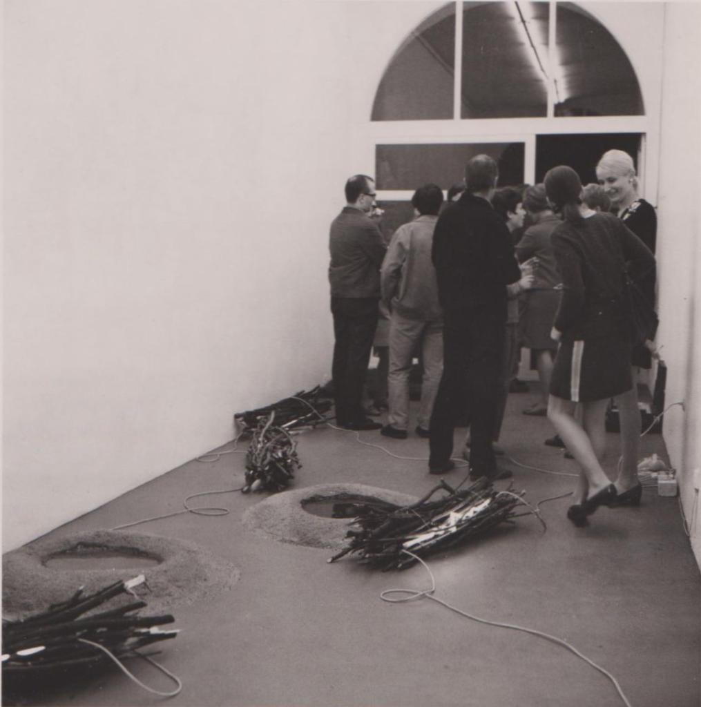 Eröffnung Ausstellung J. Dibbets in der Galerie Konrad Fischer, Düsseldorf, August 1968