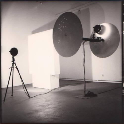 Erika Kiffl (Fotograf*in), Aufbau, ZERO-Raum, Kunstmuseum Düsseldorf: Otto Piene, 1992