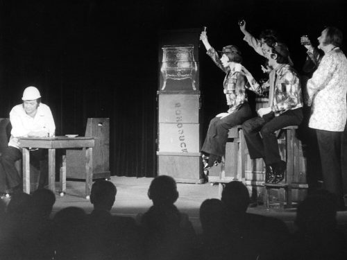 Lore Bermbach (Fotograf*in), Legt die Weichen um, 1971