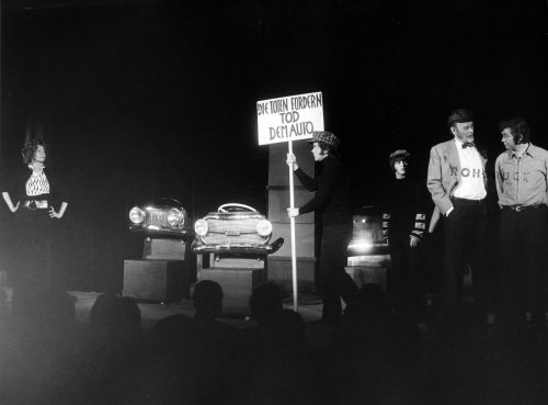 Lore Bermbach (Fotograf*in), Legt die Weichen um, 1971