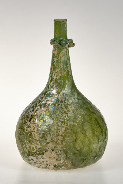 Unbekannt (Ausführung), Flasche, Vermutlich 10.–12. Jahrhundert n. Chr.