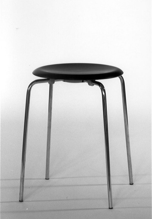 Arne Jacobsen (Künstler*in), Hocker '3170', 1953