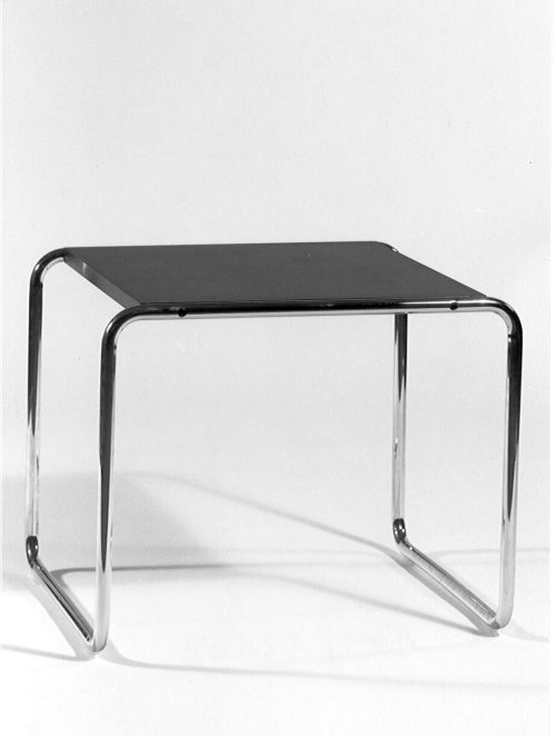 Marcel Breuer (Künstler*in), Couchtisch 'Laccio', Entwurf 1925/1926; Herstellungsjahr 1969